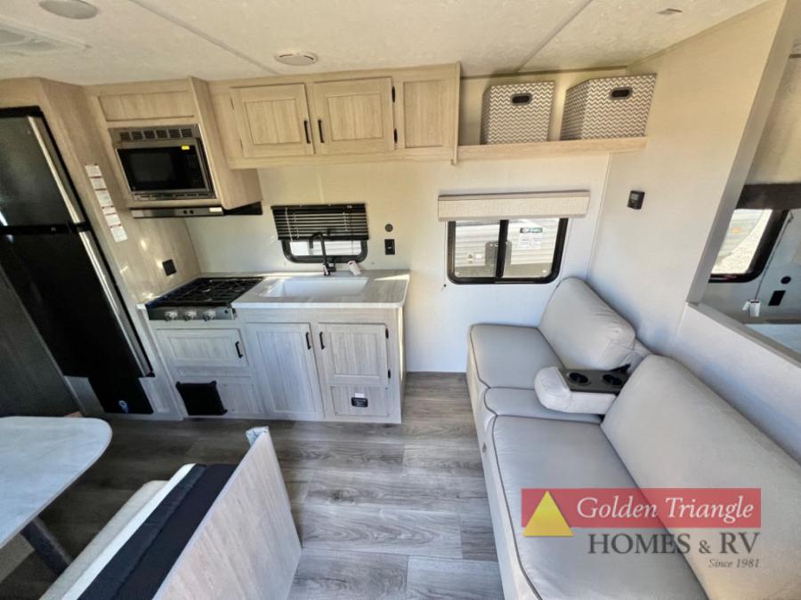 Catalina Summit Series 8 Review