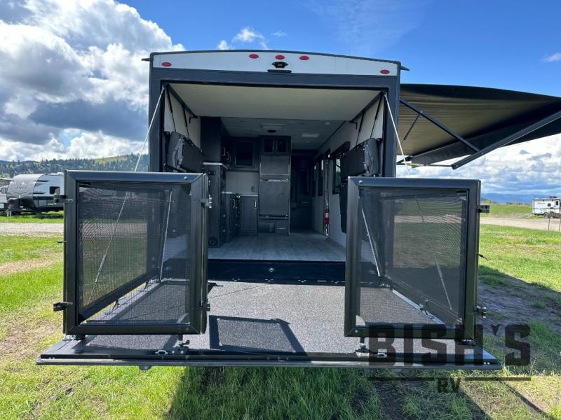 Grand Design 27MAV Extended Living Area