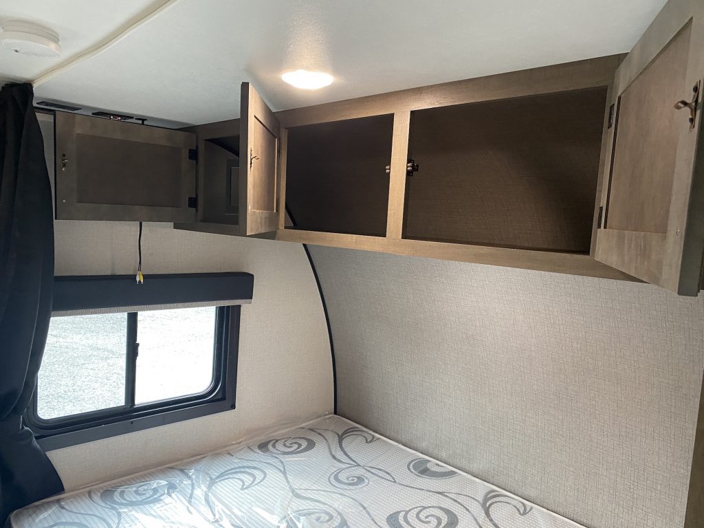 Go Play 19BH cabinets