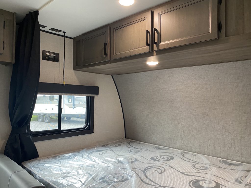 Go Play 19BH overhead storage