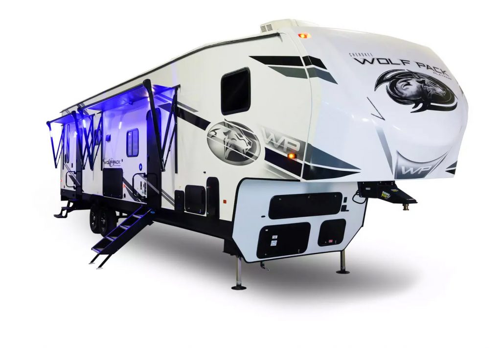 Cherokee Arctic Wolf Pack 5th Wheel