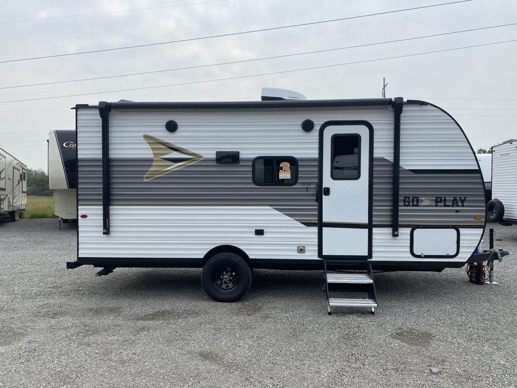 Go Play 19BH side view