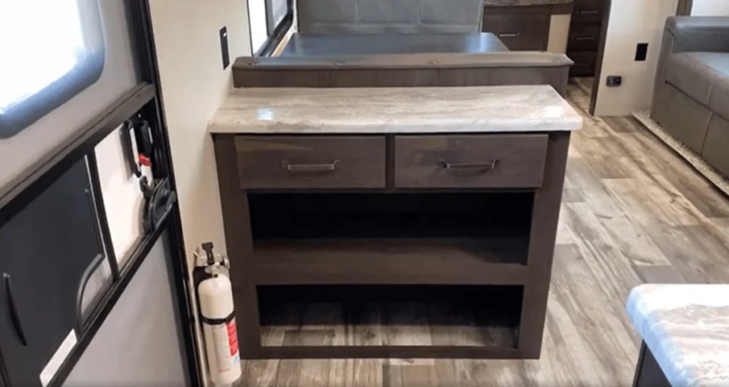 Shoe closet In the Transcend 297QB