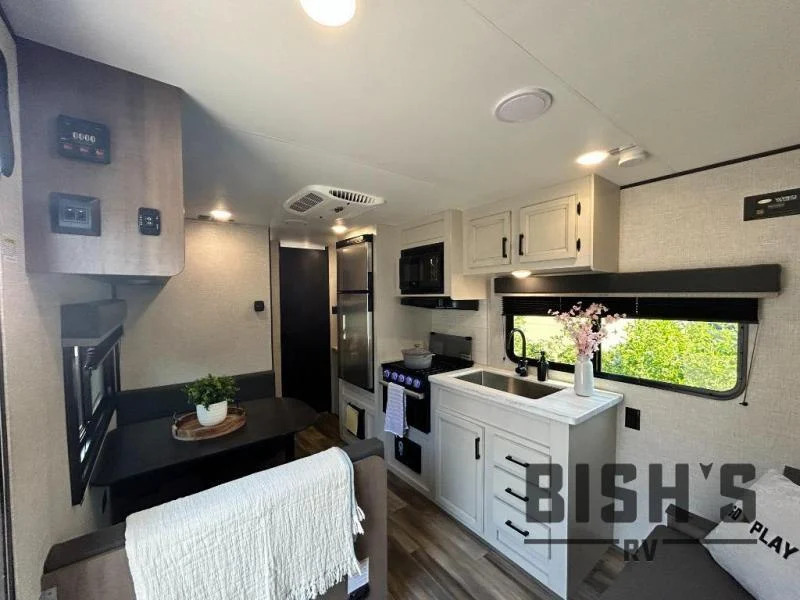 Wayfinder Go Play 20MB Interior