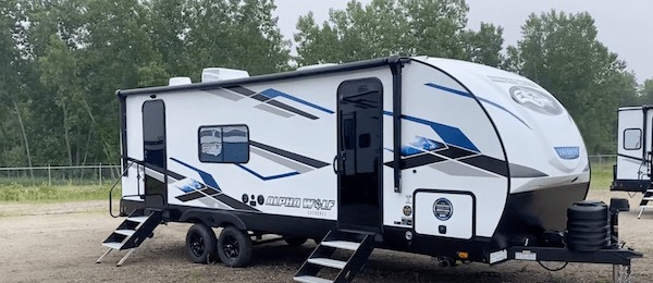 Alpha Wolf 23LDE exterior