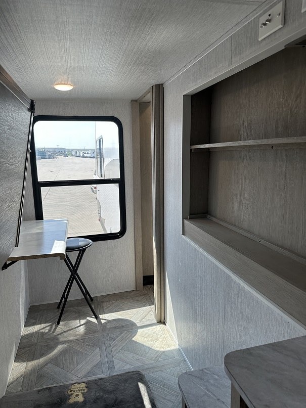 Salem 29VIEW Travel Trailer Interior