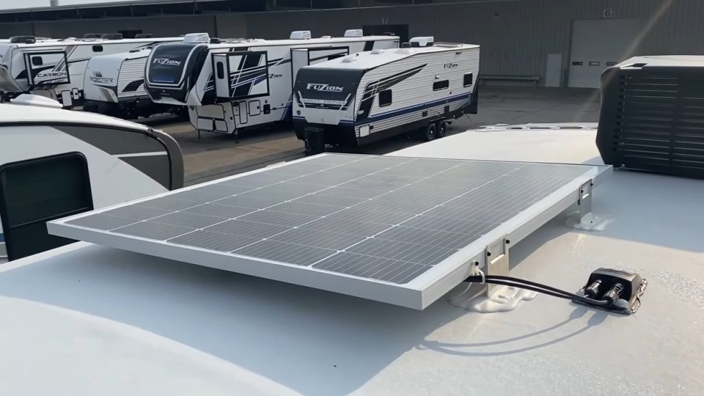 Alpine 3303CK solar power