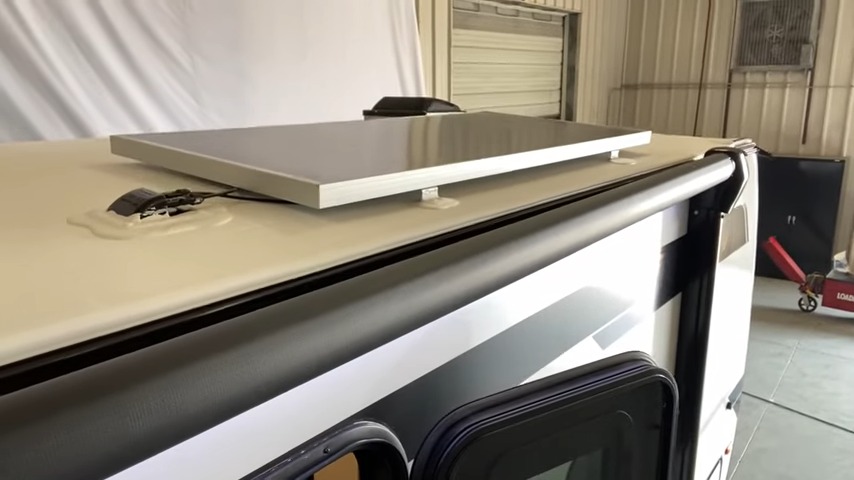 Surveyor 252RBLE Solar