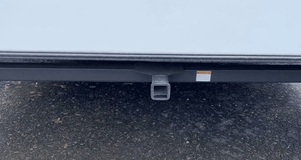 Keystone Arcadia 253SLRD receiver hitch