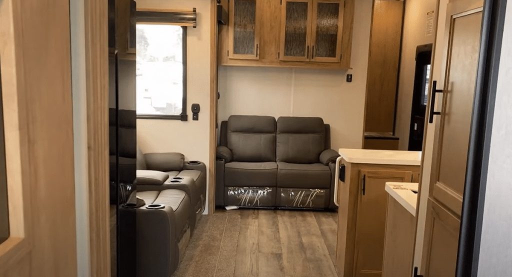 4500pack14d living area