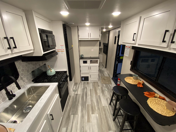 Go Play 263TH travel trailer kitchen