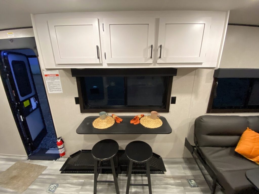 263th functional dinette bar
