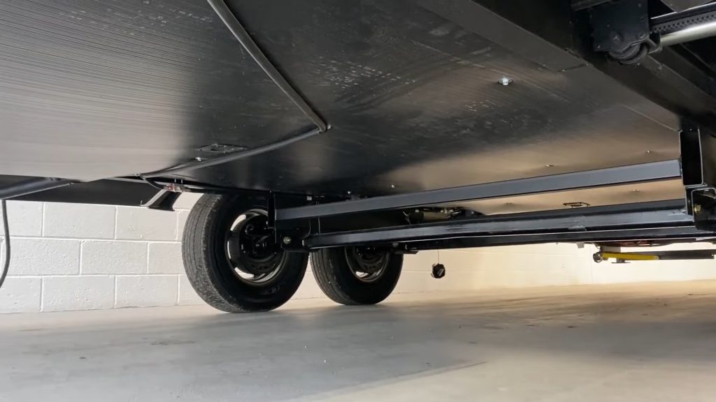 2024 Rockwood 2518S underbelly