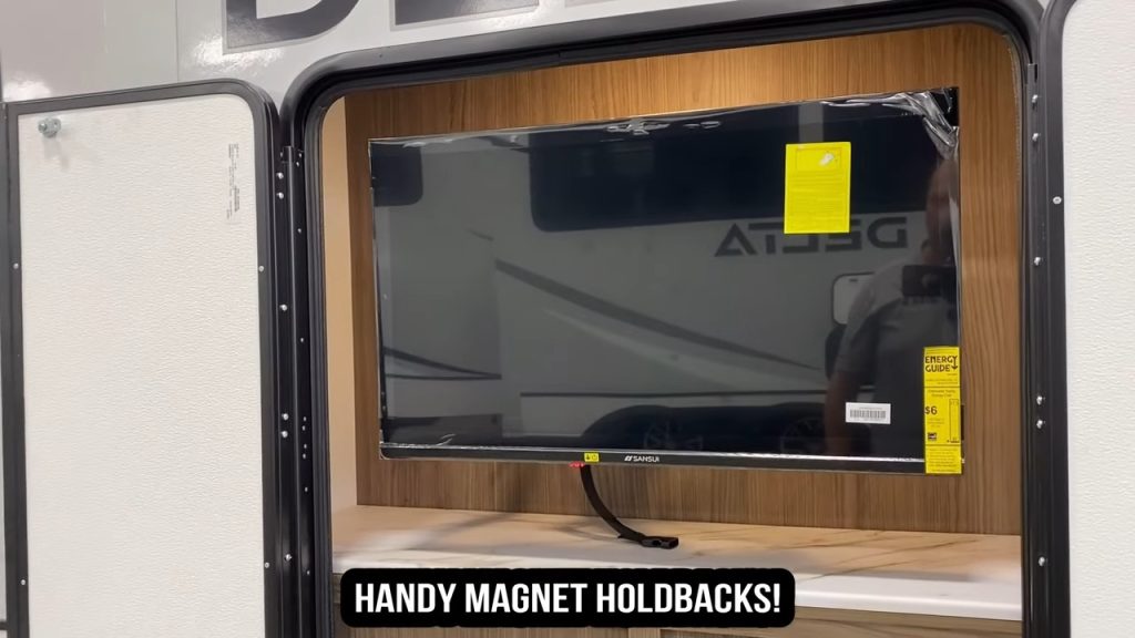 2024 Delta 294RK Travel Trailer exterior