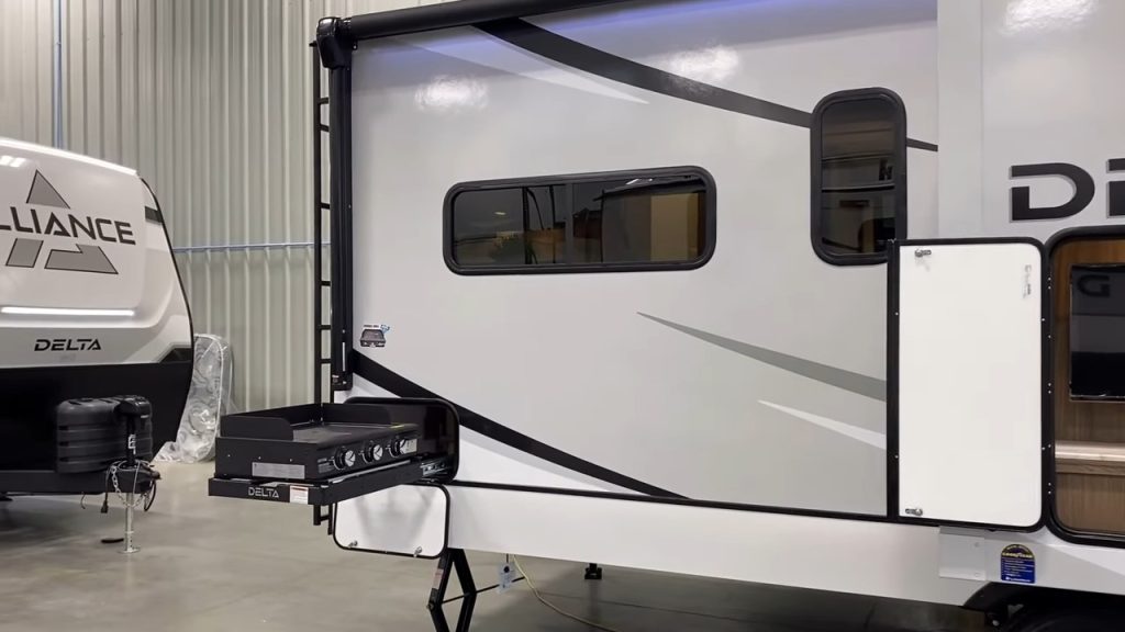 2024 Delta 294RK Travel Trailer exterior