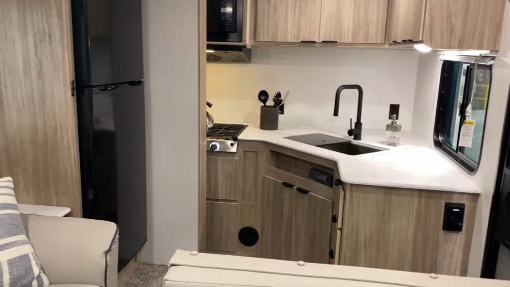 2024 Winnebago Access 28FK road mode