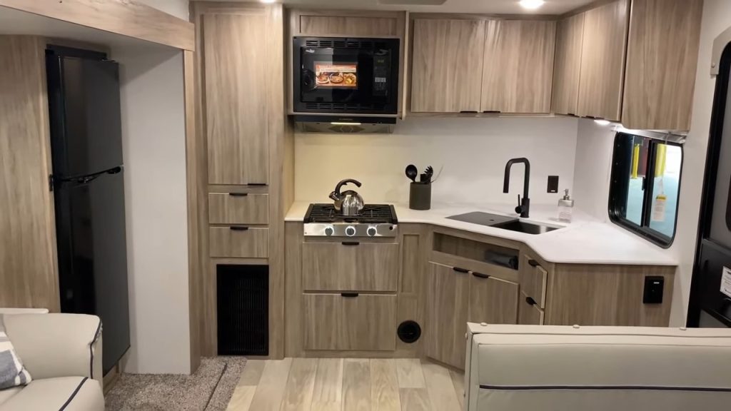 2024 Winnebago Access 28FK cooking