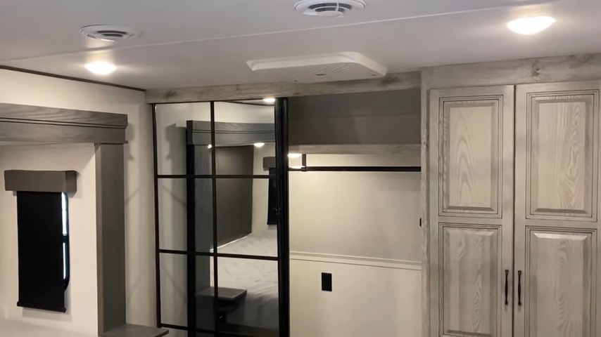 2024 Alpine 390DS Fifth Wheel Trailer bathroom