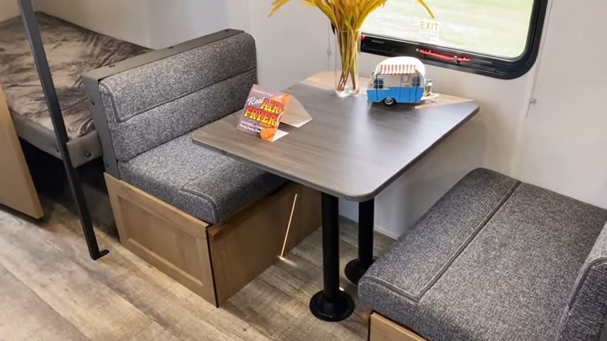 2024 Wolf Den 16EV living area