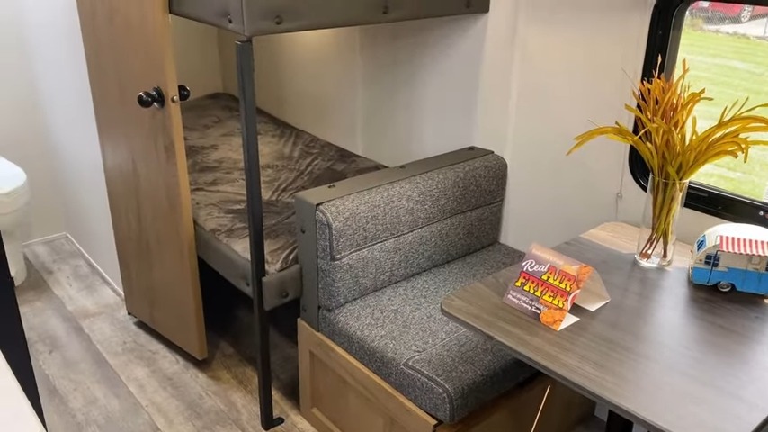 2024 Wolf Den 16EV living area