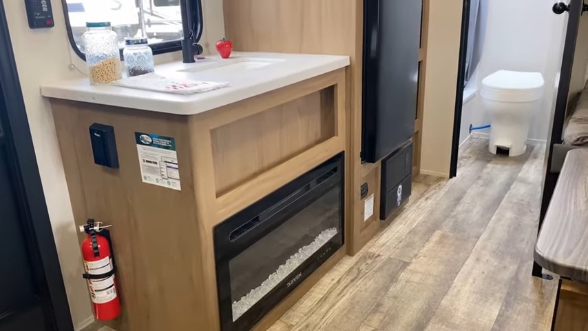 2024 Wolf Den 16EV kitchen