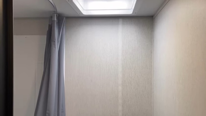 2024 Wolf Den 16EV Bathroom