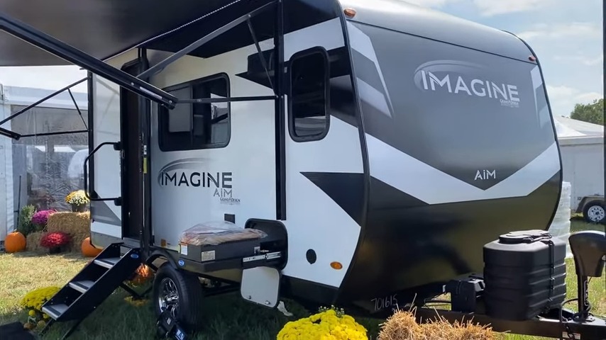 2024 Imagine 14MS exterior