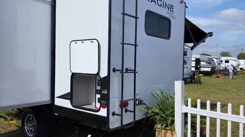 2024 Imagine 14MS exterior