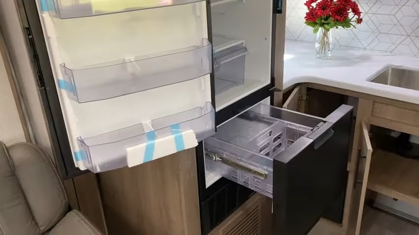 2024 Imagine 14MS kitchen