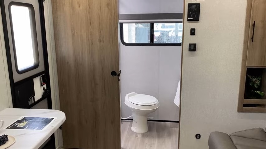 2024 Imagine 14MS bathroom