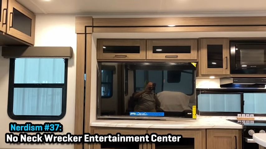 2024 Delta 202RL living