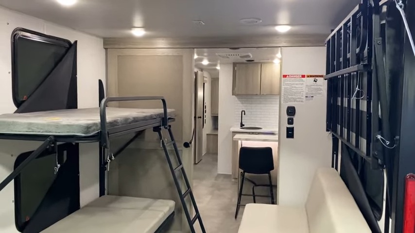 2024 FSX 275VC garage