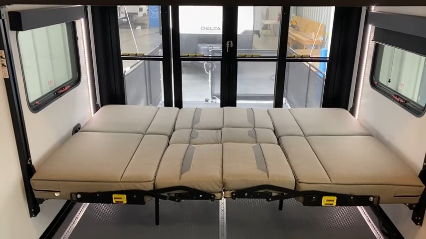 2024 Valor 44v14 garage