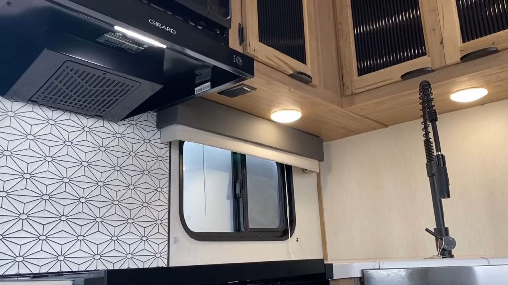 278bhs kitchen outlets