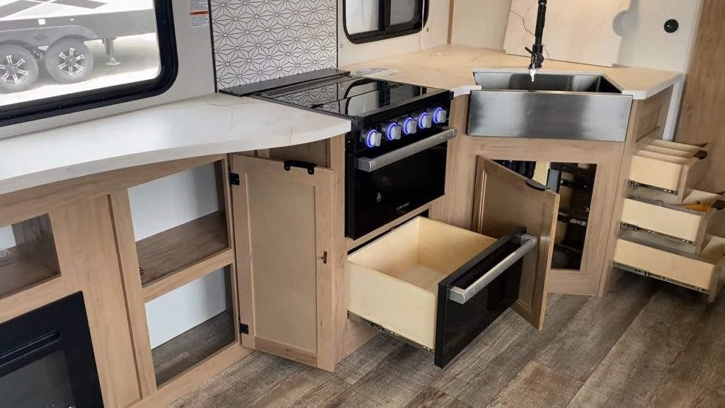 278bhs kitchen storage