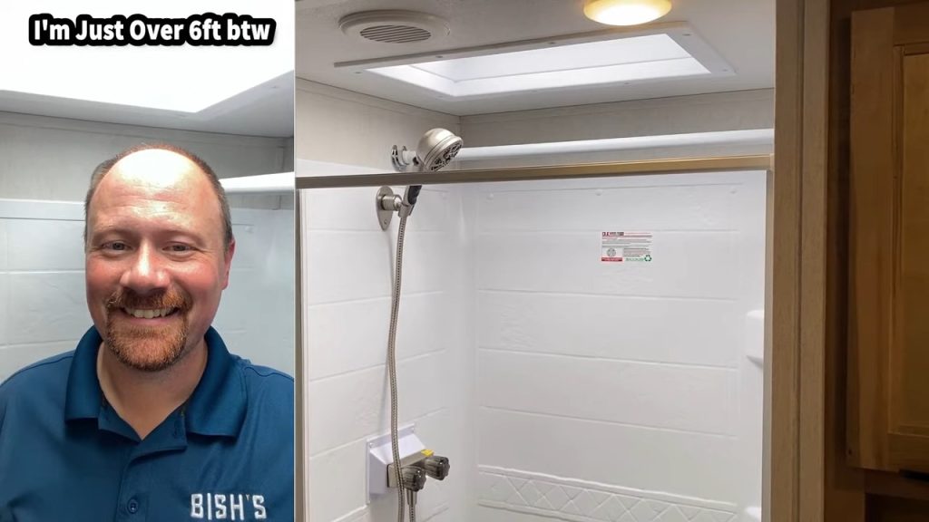 278bhs bathroom space