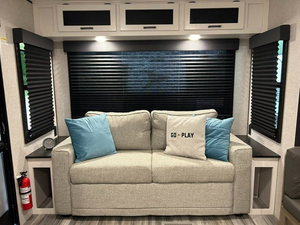 26rls tri-fold sofa