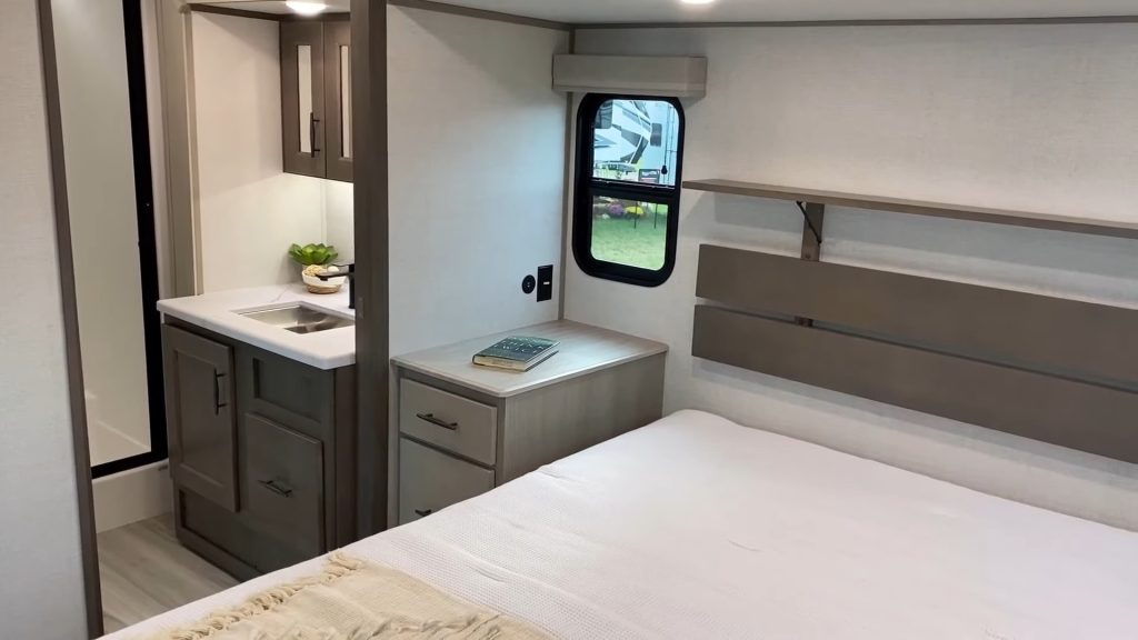 2024 Influence 3803GK bedroom