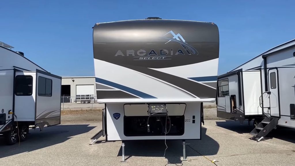 2024 Arcadia 27SBH exterior