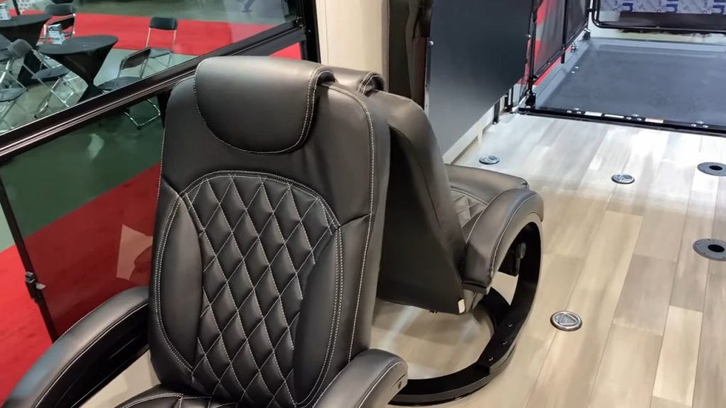 seats in interior rear of 2700TH