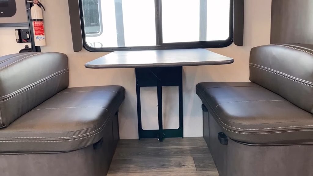 2024 Cougar 22MLS living