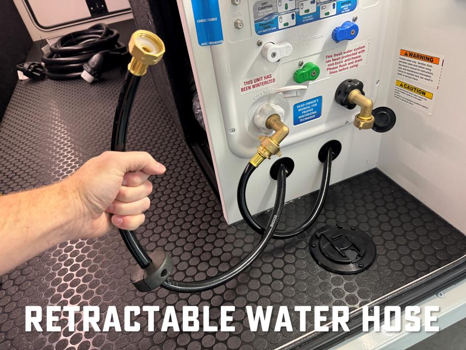 2025 Model Z Air 295 exterior