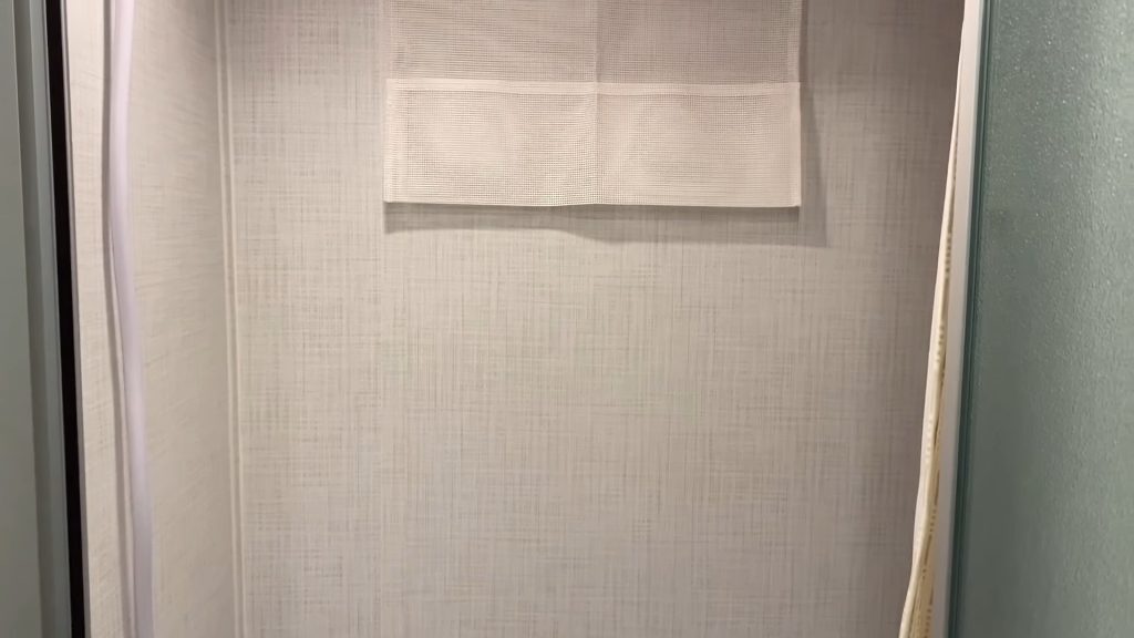 2024 Rockwood Geo Pro G15RD bathroom