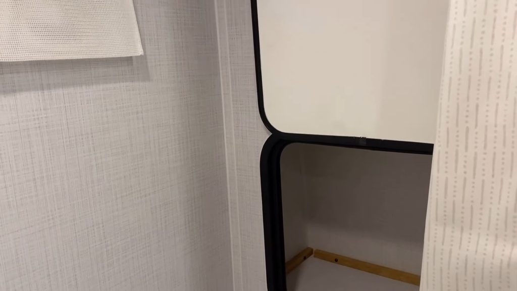 2024 Rockwood Geo Pro G15RD bathroom