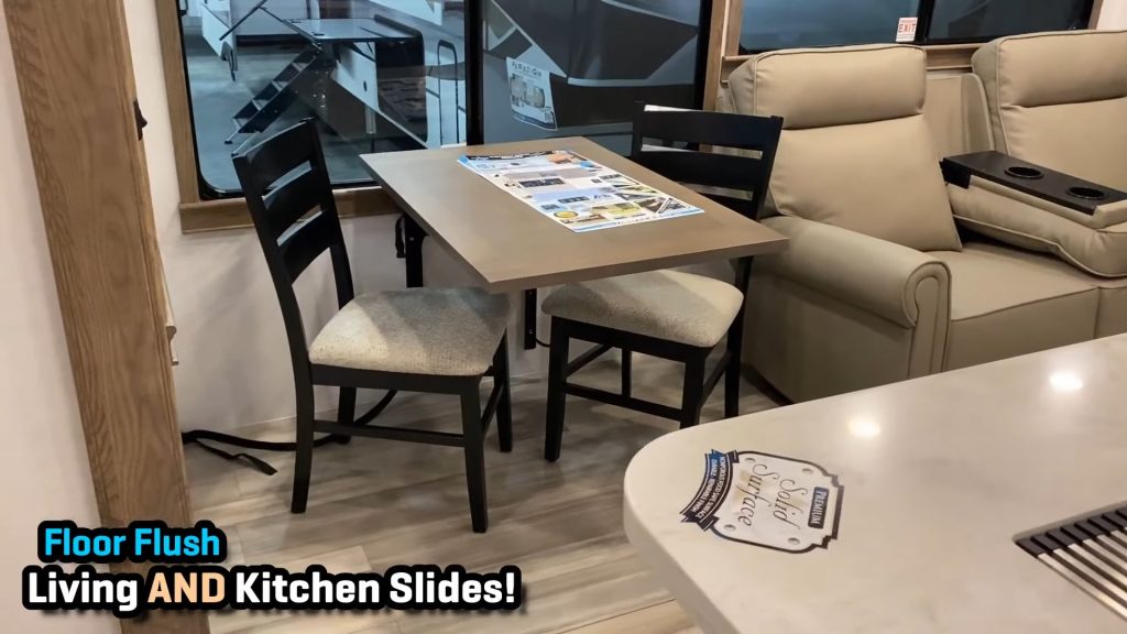 2024 Paradigm 380MP living