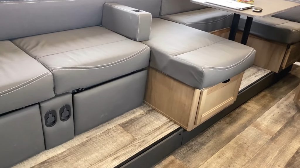 2024 Grey Wolf 26LK road mode