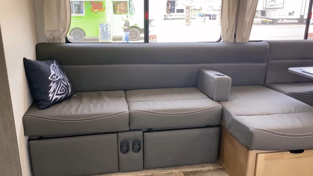 2024 Grey Wolf 26LK living