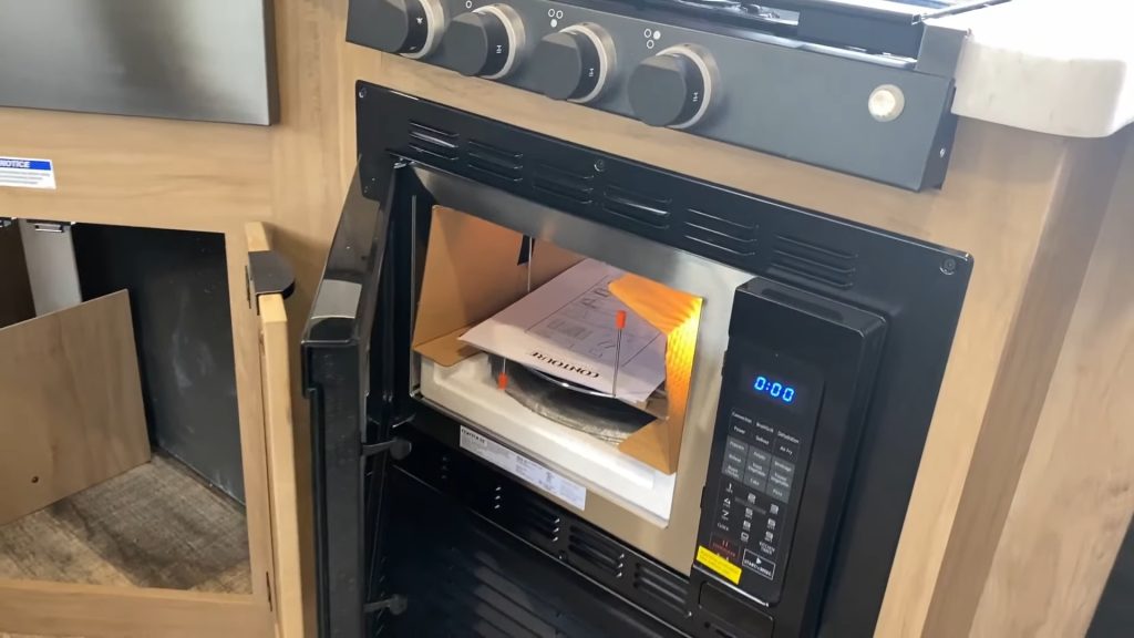 2024 Grey Wolf 26LK kitchen