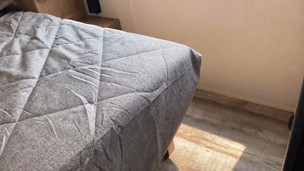 2024 Grey Wolf 26LK bedroom