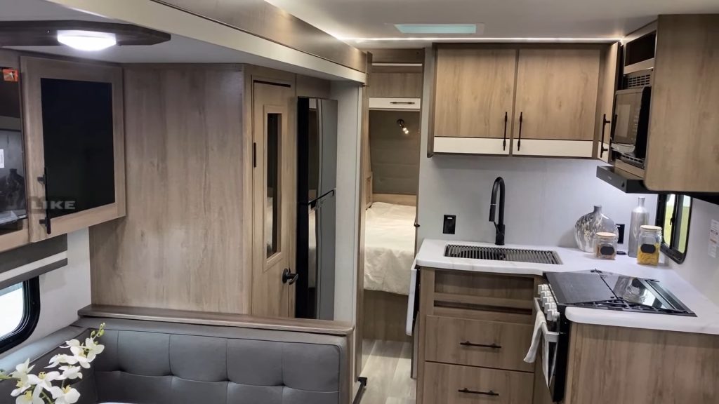 2024 Imagine 25DBE road mode